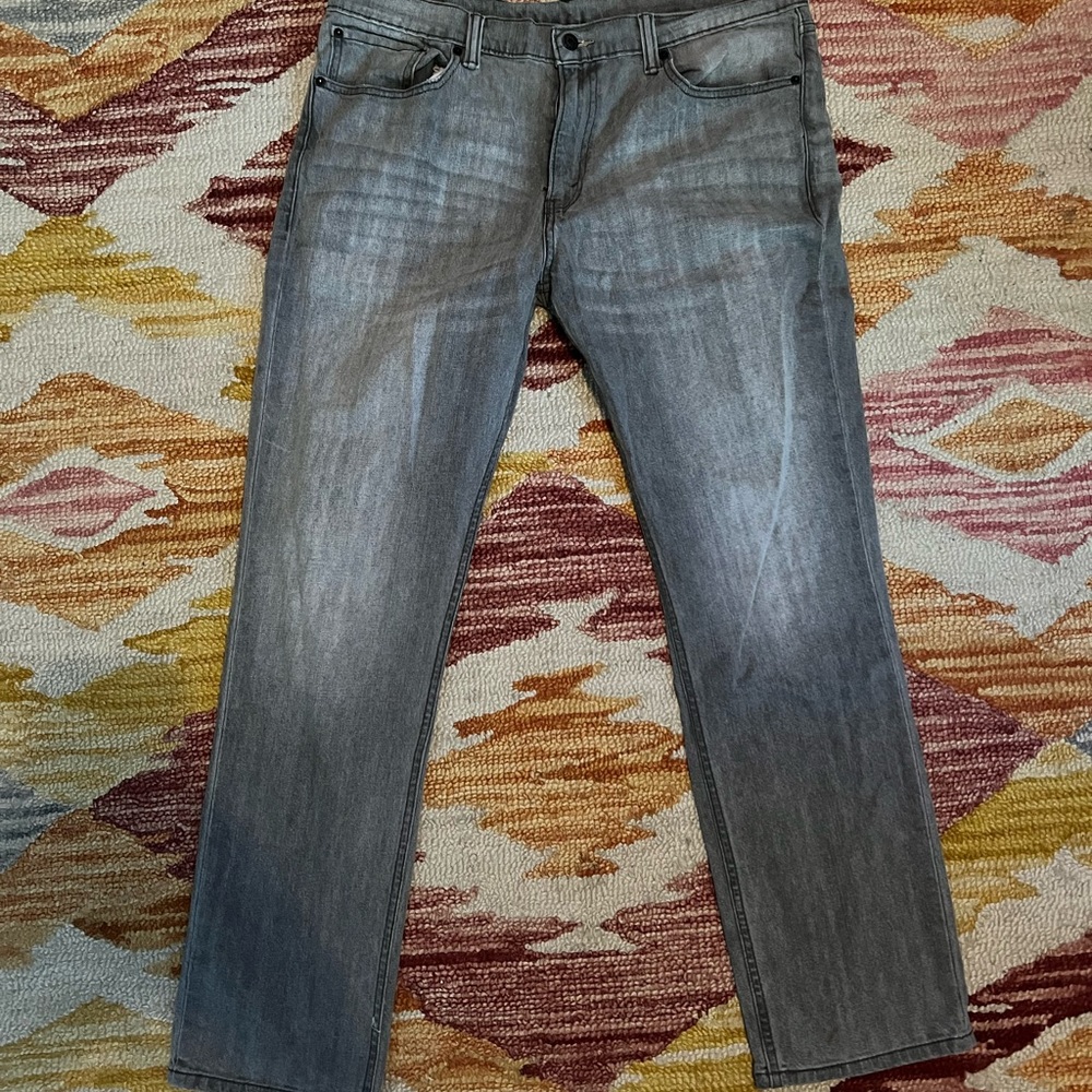 Levi's Gray Slim Jeans with Vintage-Inspired Wash